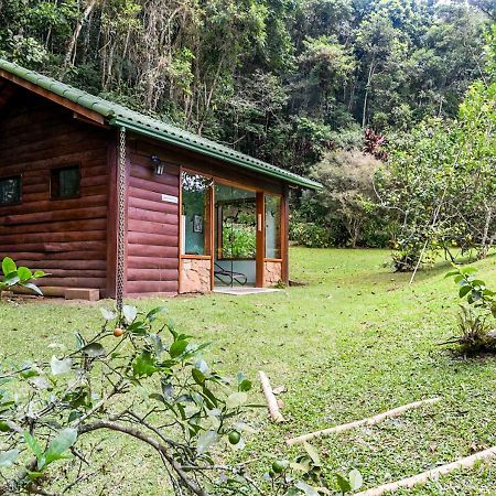Отель Refugio Ecologico Amadamata Нова-Фрибургу Экстерьер фото